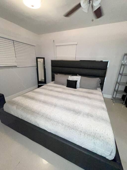 Modern Miami Oversized 3 Bedroom In Central Location Exterior foto